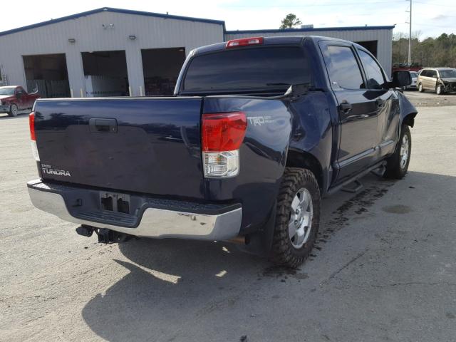 5TFEY5F17AX095242 - 2010 TOYOTA TUNDRA CRE BLUE photo 4