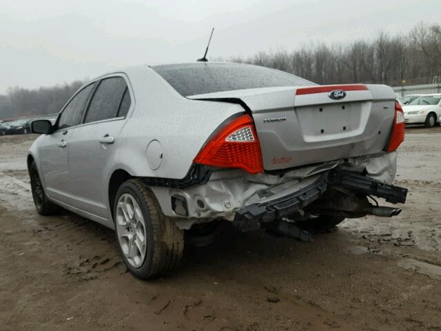 3FAHP0HA0AR249983 - 2010 FORD FUSION SE SILVER photo 3