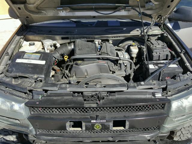 1GNDS13S522521728 - 2002 CHEVROLET TRAILBLAZE SILVER photo 7