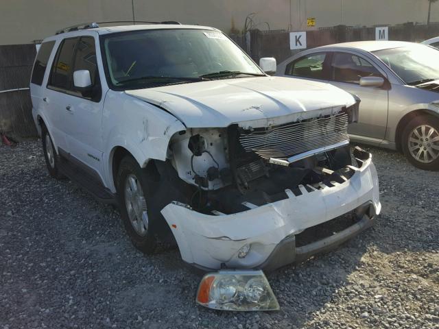 5LMFU27R94LJ02845 - 2004 LINCOLN NAVIGATOR WHITE photo 1
