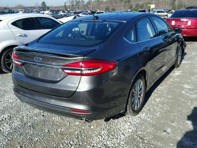 3FA6P0HD6HR256478 - 2017 FORD FUSION SE GRAY photo 4