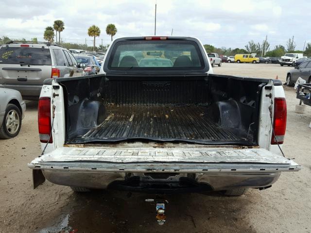 1FTRF17W01NA65263 - 2001 FORD F150 WHITE photo 6