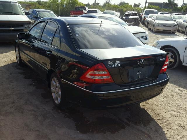 WDBRF84J75F701421 - 2005 MERCEDES-BENZ C 320 4MAT BLACK photo 3