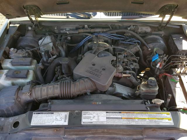 1FMYU70E72UB90463 - 2002 FORD EXPLORER S GREEN photo 7