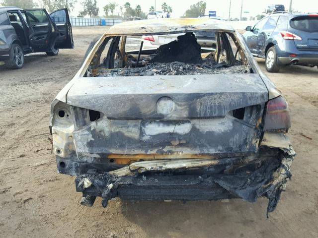 1VWDT7A34HC046335 - 2017 VOLKSWAGEN PASSAT R-L BURN photo 10