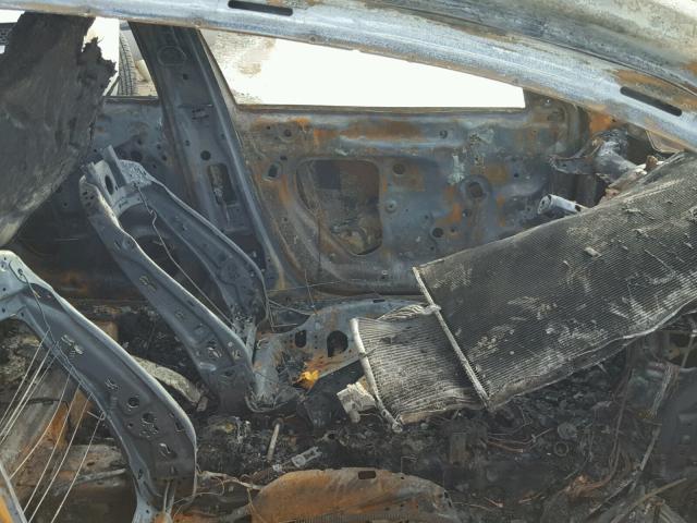 1VWDT7A34HC046335 - 2017 VOLKSWAGEN PASSAT R-L BURN photo 5