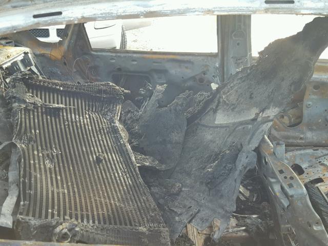 1VWDT7A34HC046335 - 2017 VOLKSWAGEN PASSAT R-L BURN photo 6