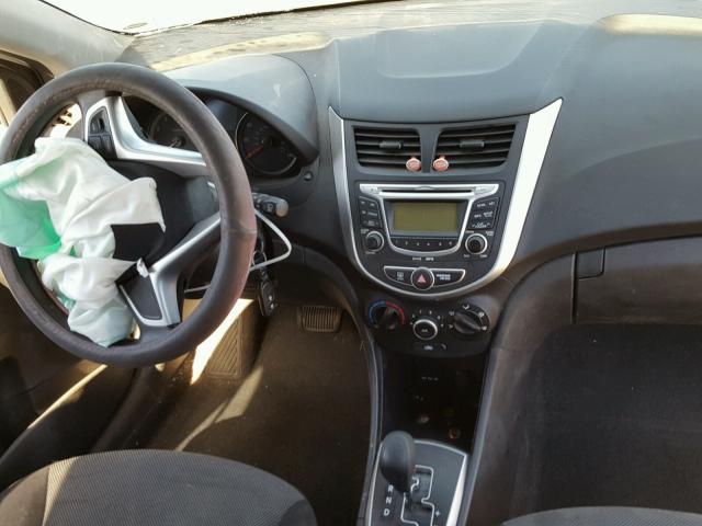 KMHCT5AE1CU052175 - 2012 HYUNDAI ACCENT GLS SILVER photo 9