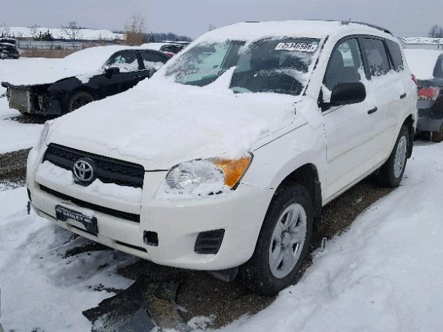 2T3BF4DV6BW086207 - 2011 TOYOTA RAV4 WHITE photo 2