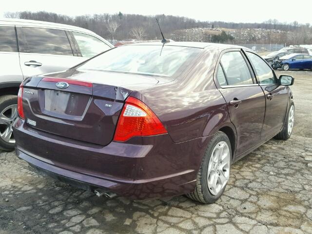 3FAHP0HA2BR337824 - 2011 FORD FUSION SE MAROON photo 4