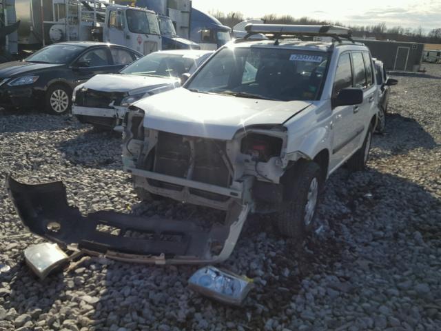 JN1TBNT30Z0153102 - 2011 NISSAN X-TRAIL WHITE photo 2