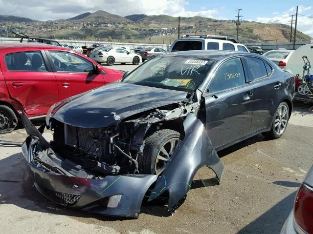 JTHBE262782014832 - 2008 LEXUS IS 350 GRAY photo 2