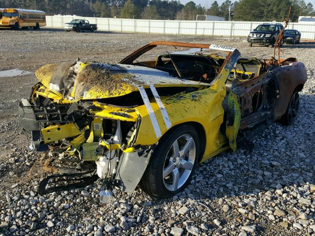 2G1FB3DD1B9213947 - 2011 CHEVROLET CAMARO LT YELLOW photo 2