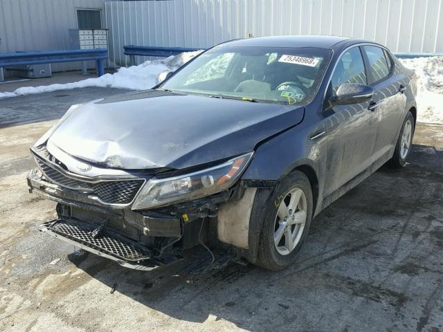 KNAGM4A79F5570187 - 2015 KIA OPTIMA LX GRAY photo 2