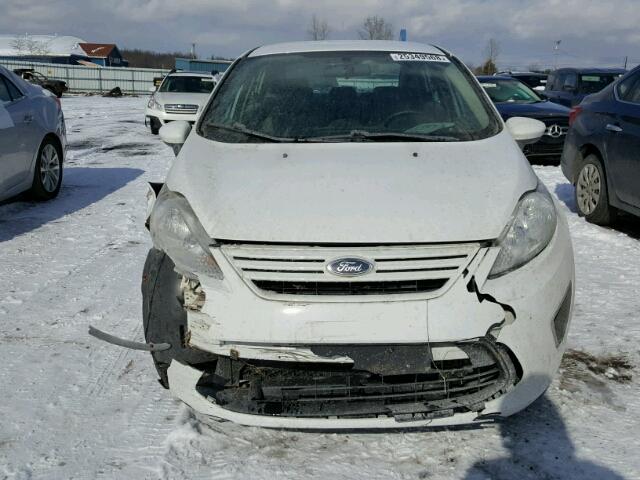 3FADP4AJ3CM170324 - 2012 FORD FIESTA S WHITE photo 9