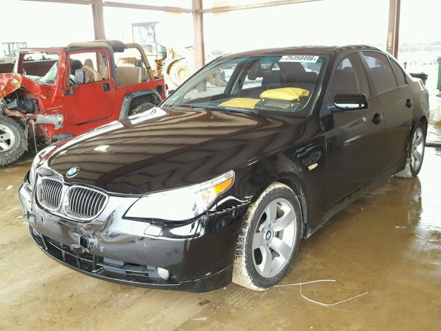 WBANE53586CK90486 - 2006 BMW 525 I BLACK photo 2