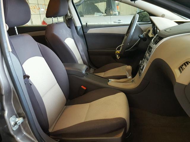 1G1ZB5EB0AF317454 - 2010 CHEVROLET MALIBU LS ყავისფერი ფოტო 5