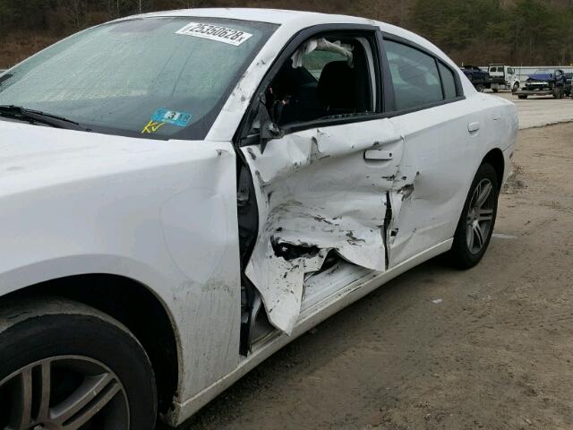 2C3CDXAG2CH205202 - 2012 DODGE CHARGER PO WHITE photo 9