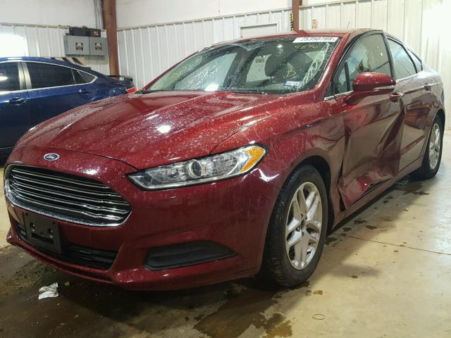 3FA6P0H78GR389896 - 2016 FORD FUSION SE RED photo 2