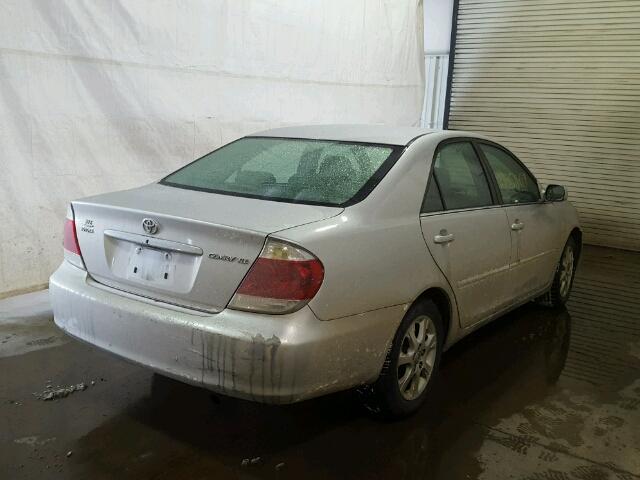 4T1BE30K45U991101 - 2005 TOYOTA CAMRY LE SILVER photo 4