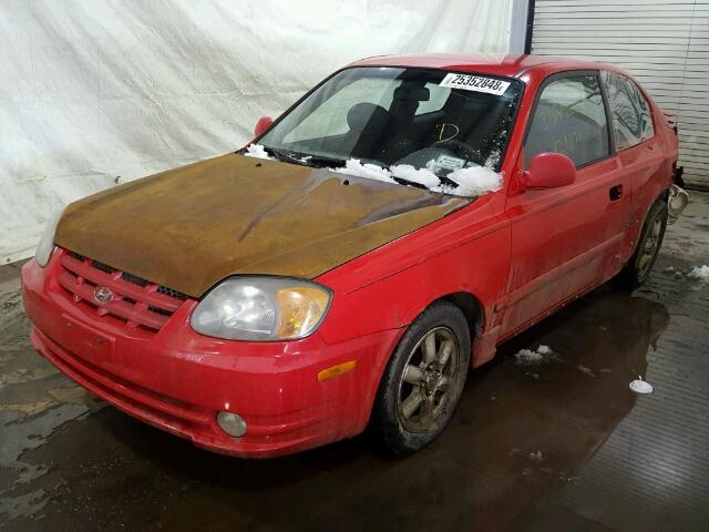 KMHCG35CX5U366881 - 2005 HYUNDAI ACCENT GS RED photo 2