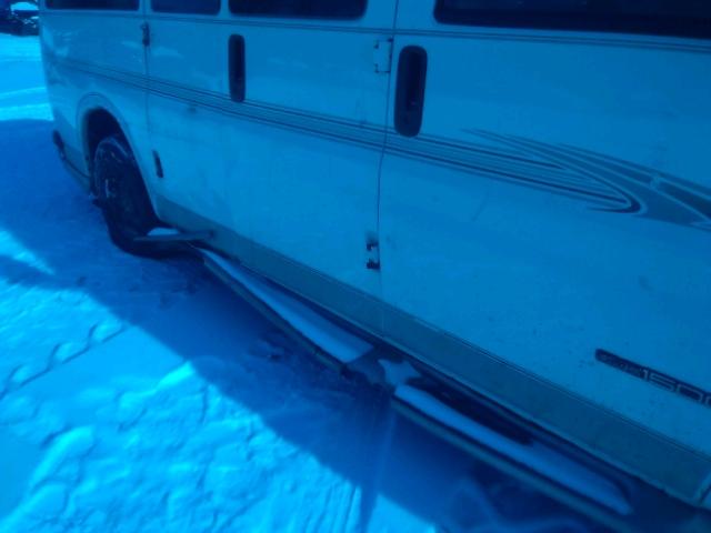 1GDFG15R8Y1214335 - 2000 GMC SAVANA RV WHITE photo 10