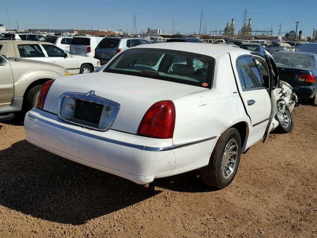 1LNHM82W61Y651445 - 2001 LINCOLN TOWN CAR S WHITE photo 4