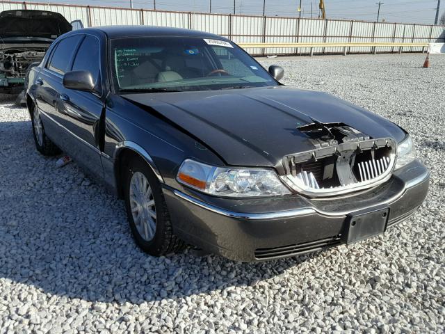 1LNHM83W64Y658219 - 2004 LINCOLN TOWN CAR U GRAY photo 1