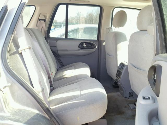 1GNDT13S052292621 - 2005 CHEVROLET TRAILBLAZE TAN photo 6