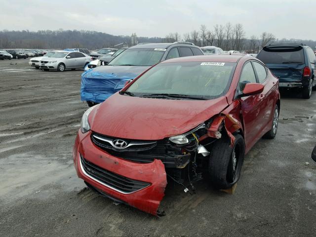 KMHDH4AE7DU553797 - 2013 HYUNDAI ELANTRA GL RED photo 2