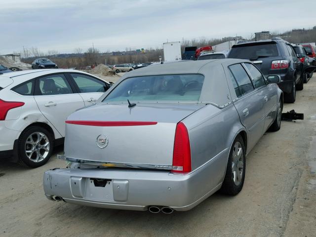 1G6KD57Y06U150149 - 2006 CADILLAC DTS SILVER photo 4