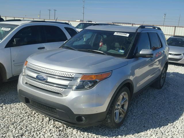 1FMHK7F81CGA28240 - 2012 FORD EXPLORER L SILVER photo 2