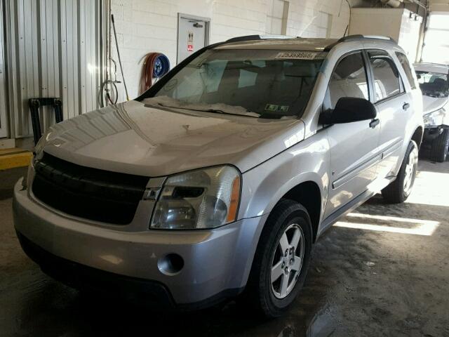 2CNDL13F476107256 - 2007 CHEVROLET EQUINOX LS SILVER photo 2