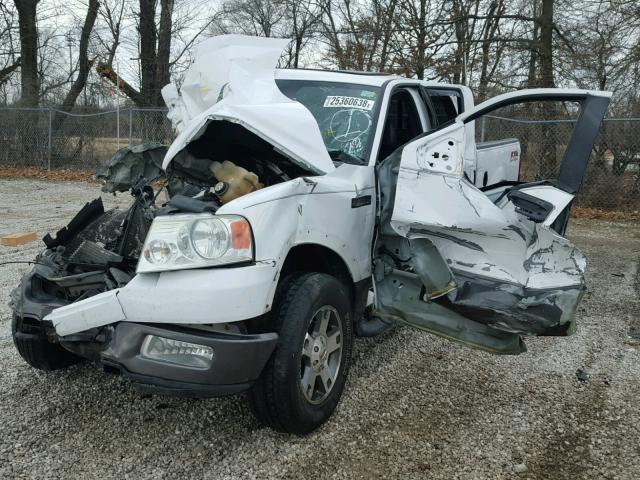 1FTPW14554KB94771 - 2004 FORD F150 SUPER WHITE photo 2