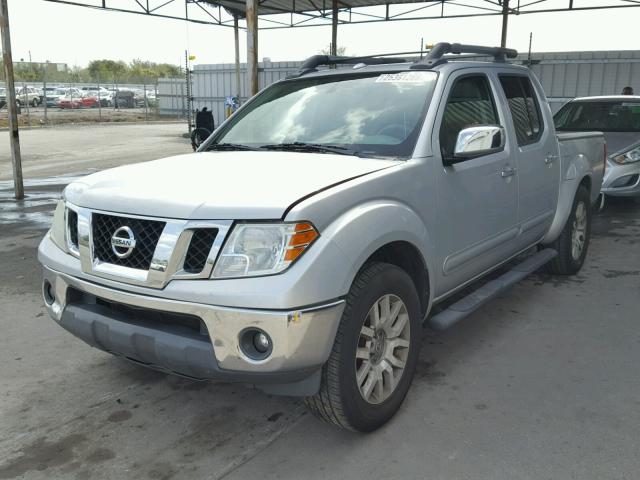 1N6AD0ER0BC426737 - 2011 NISSAN FRONTIER S SILVER photo 2