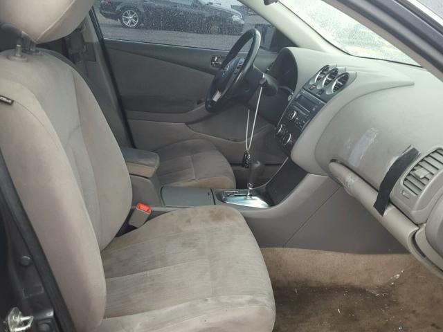 1N4AL2AP8CC170487 - 2012 NISSAN ALTIMA BAS GRAY photo 5