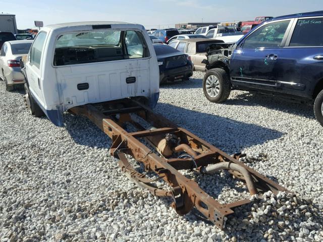 1FDXF46S24EA75624 - 2004 FORD F450 SUPER WHITE photo 3