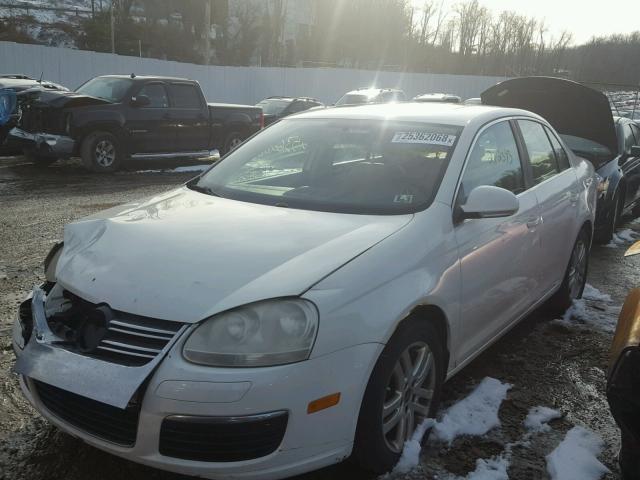 3VWST71K66M013539 - 2006 VOLKSWAGEN JETTA TDI WHITE photo 2