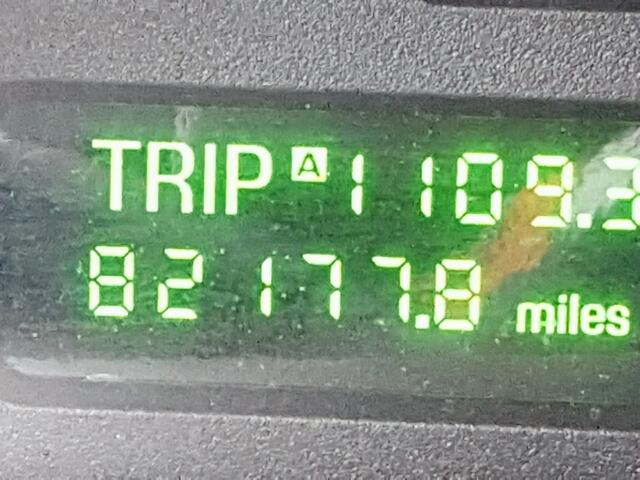 1LNHM87A24Y605564 - 2004 LINCOLN LS SILVER photo 8