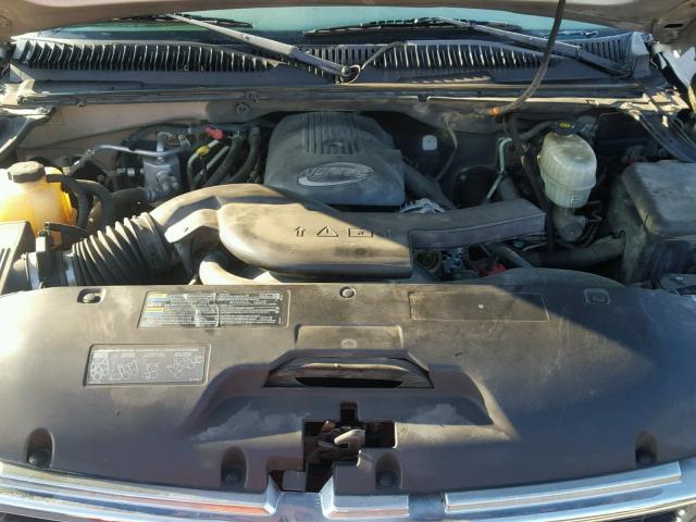 3GNEC16Z44G265828 - 2004 CHEVROLET SUBURBAN C TAN photo 7