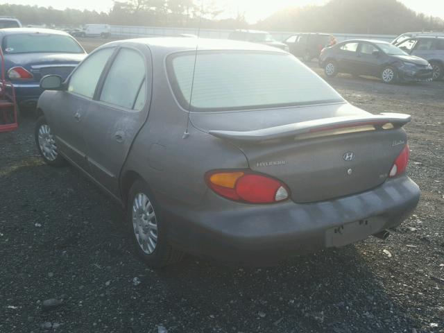 KMHJF35F9YU933736 - 2000 HYUNDAI ELANTRA GL GRAY photo 3