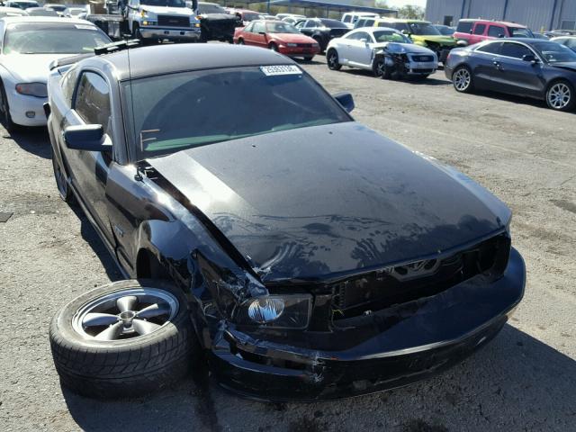1ZVFT82H155219706 - 2005 FORD MUSTANG GT BLACK photo 1