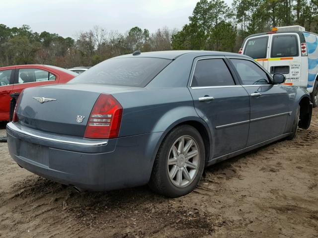 2C3AA63H75H636380 - 2005 CHRYSLER 300C GREEN photo 4