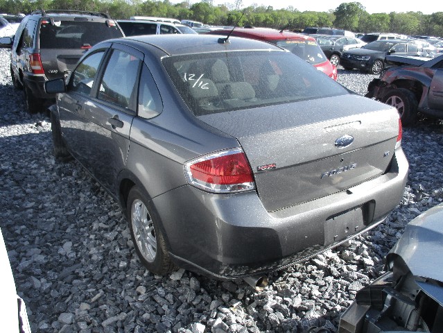 1FAHP35N69W108725 - 2009 FORD FOCUS SE GRAY photo 3