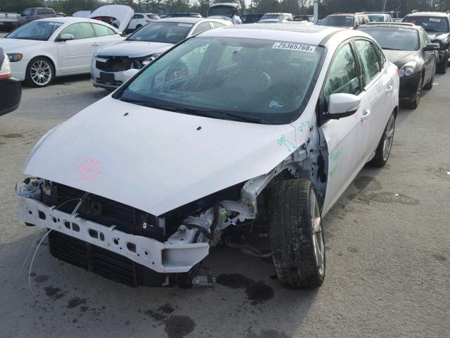 1FADP3J2XGL215317 - 2016 FORD FOCUS TITA WHITE photo 2