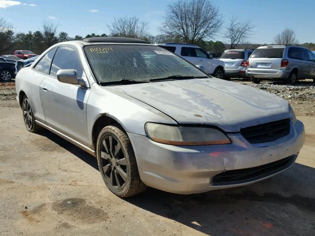 1HGCG2254YA001169 - 2000 HONDA ACCORD EX SILVER photo 1