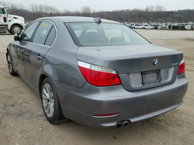 WBANV9C53AC391824 - 2010 BMW 535 XI GRAY photo 3