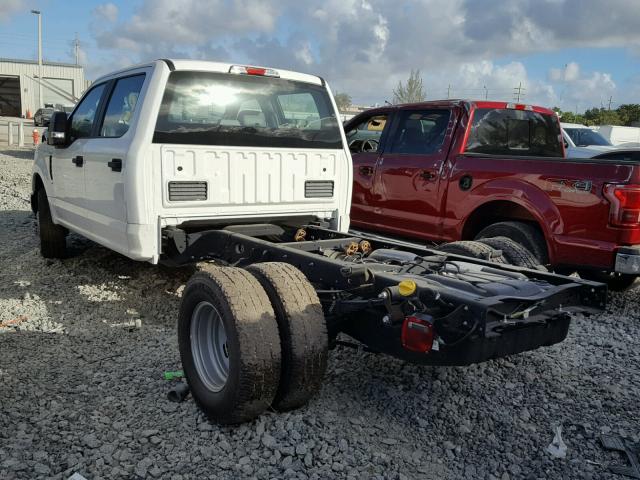 1FD8W3G64HEC11399 - 2017 FORD F350 SUPER WHITE photo 3