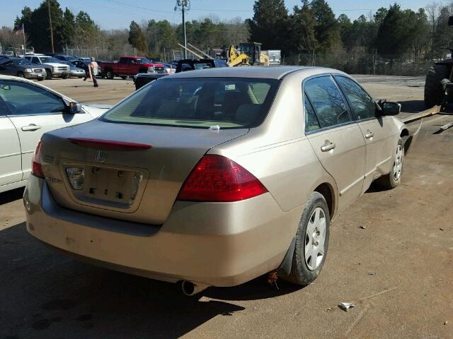 1HGCM56497A157525 - 2007 HONDA ACCORD LX GOLD photo 4