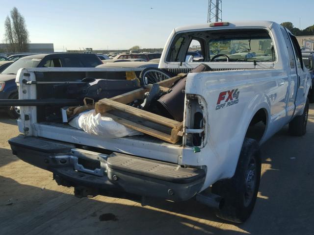 1FTWX31P46EC18019 - 2006 FORD F350 SRW S WHITE photo 4